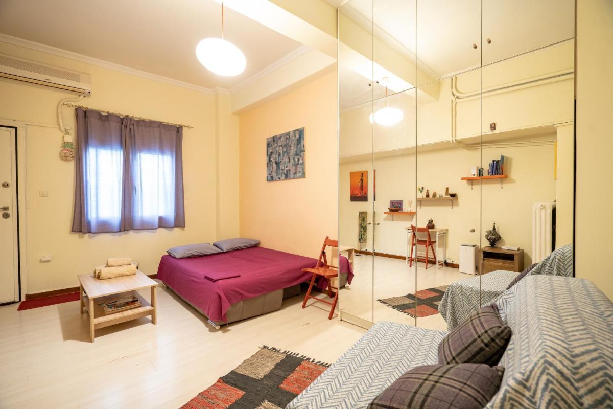 Independent Apartment at Lykavitos 1 bed 2 pers - Housity