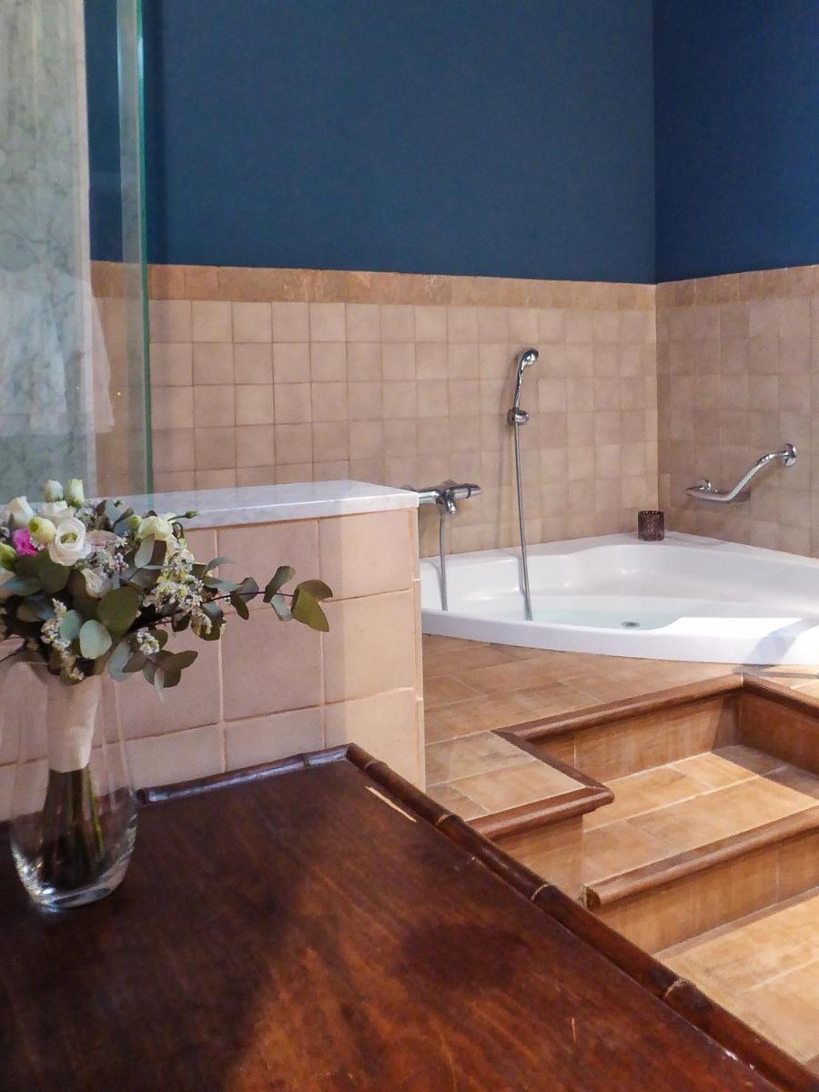 Un baño de Termes Montbrio Hotel & Spa