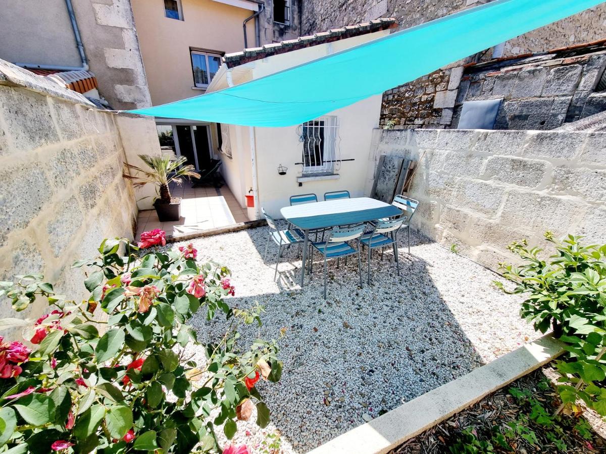 Maison de ville confortable avec cour interieure - Housity
