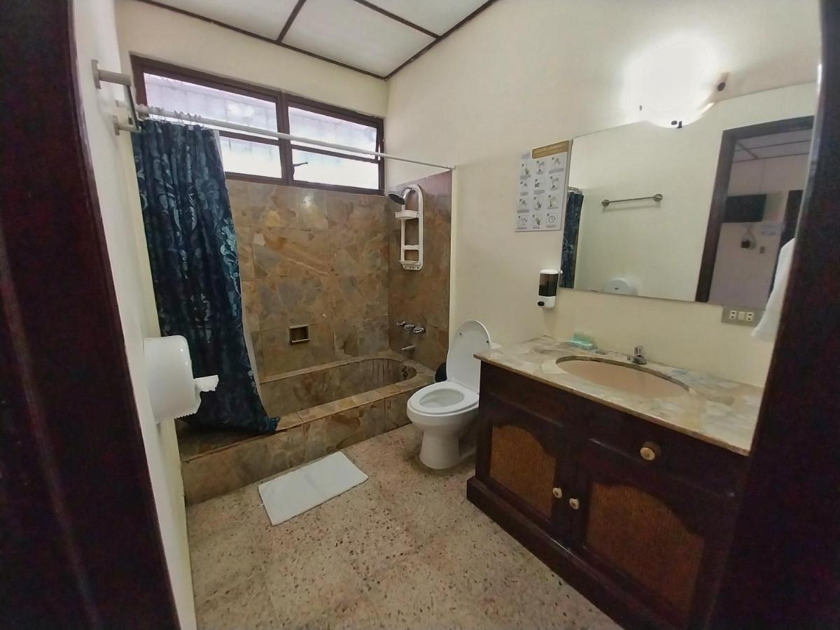 Suites & Apartments San Benito - Zona Rosa - Hizvo