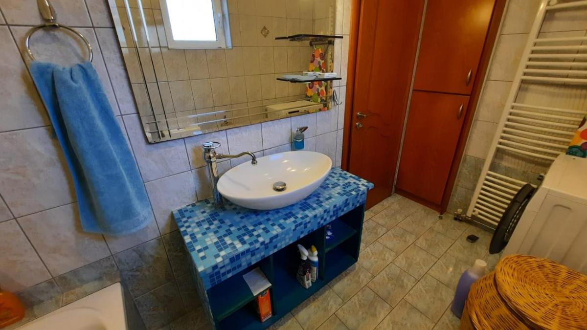 IOANNIS - Room with balcony near Limnopula - Housity