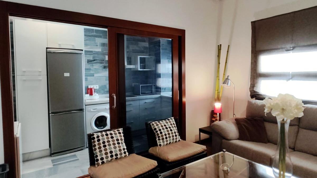 Selecta Elegante Apartamento con Patio en Centro Historico - Housity