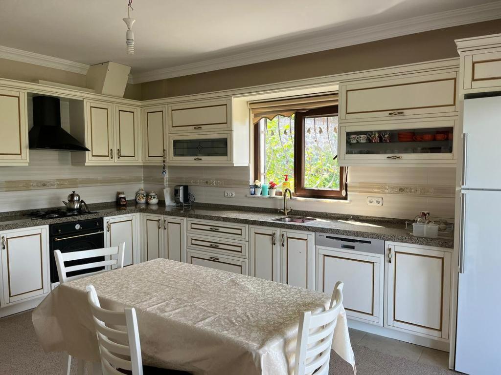 Kuvvet villa - Housity