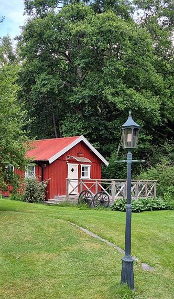 Lillstugan i idyllisk lugn miljö nära Hällungen, Stenungsund - Housity