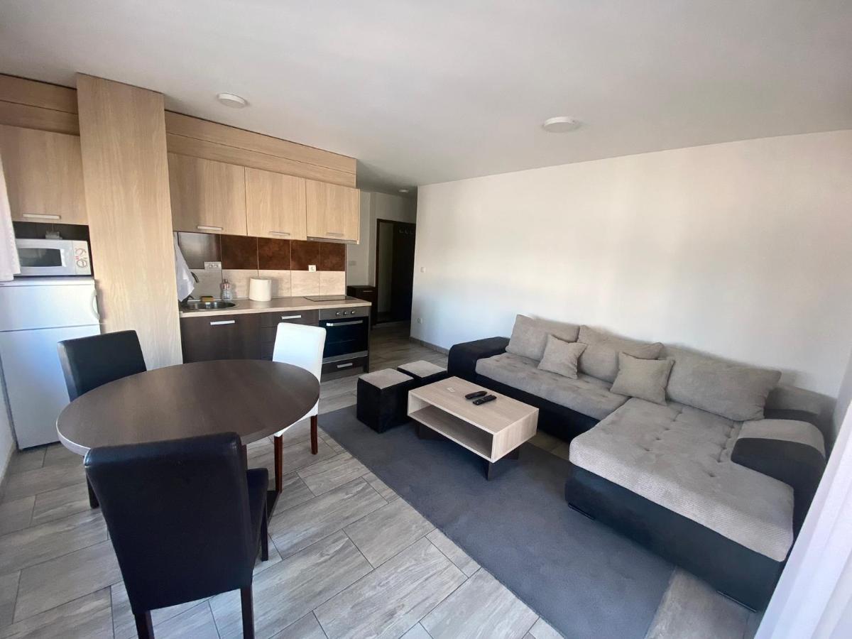 AM APARTMENTS - Hizvo