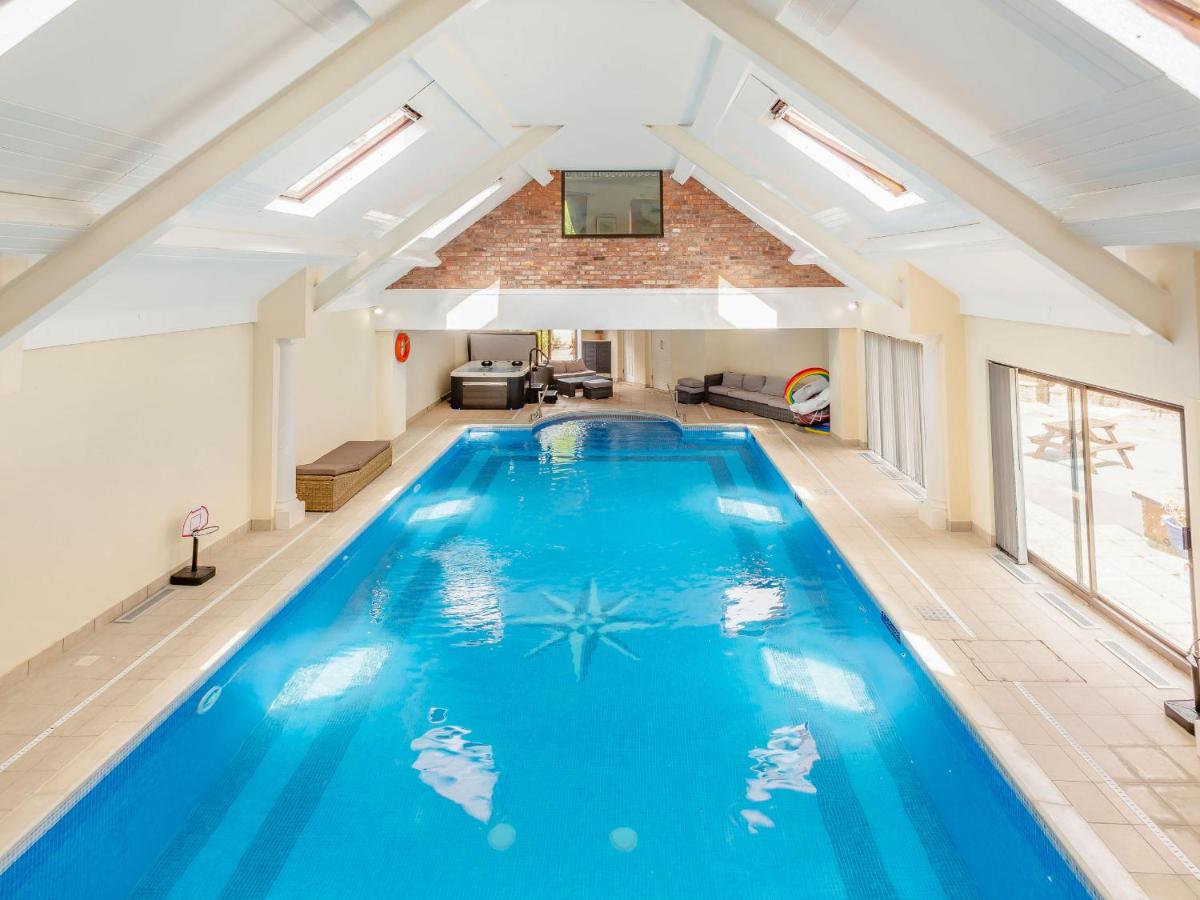 Richmond Hall - Housity