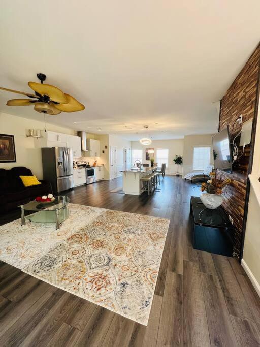 New Modern house?A mins to Hwy i-85, 316 - Housity