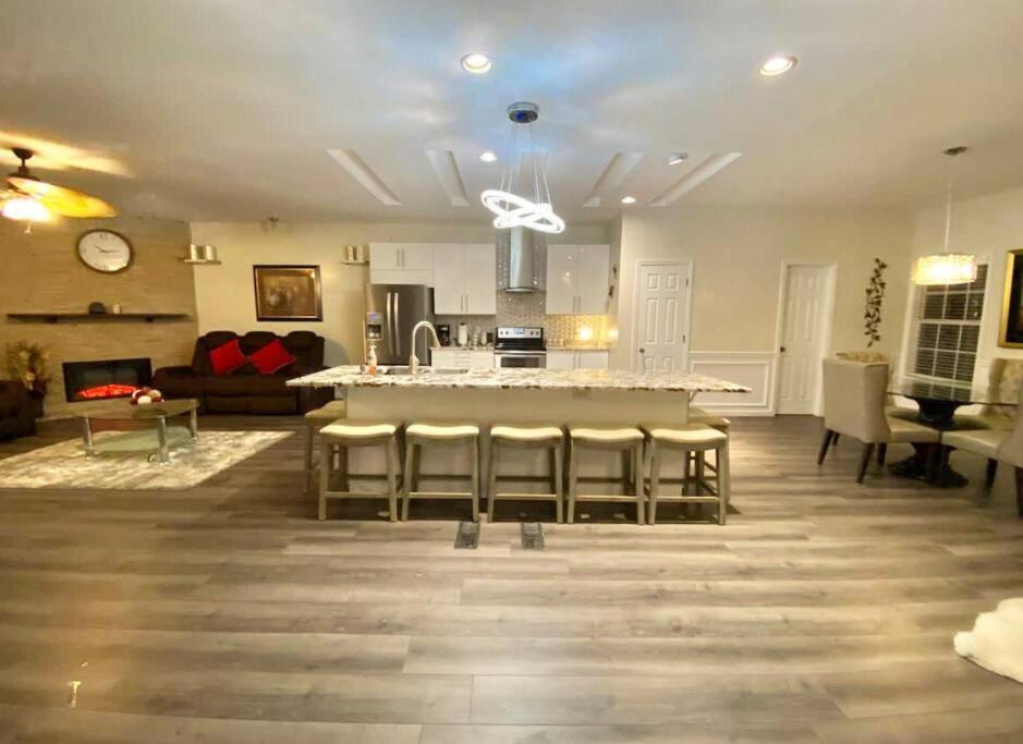 New Modern house?A mins to Hwy i-85, 316 - Housity