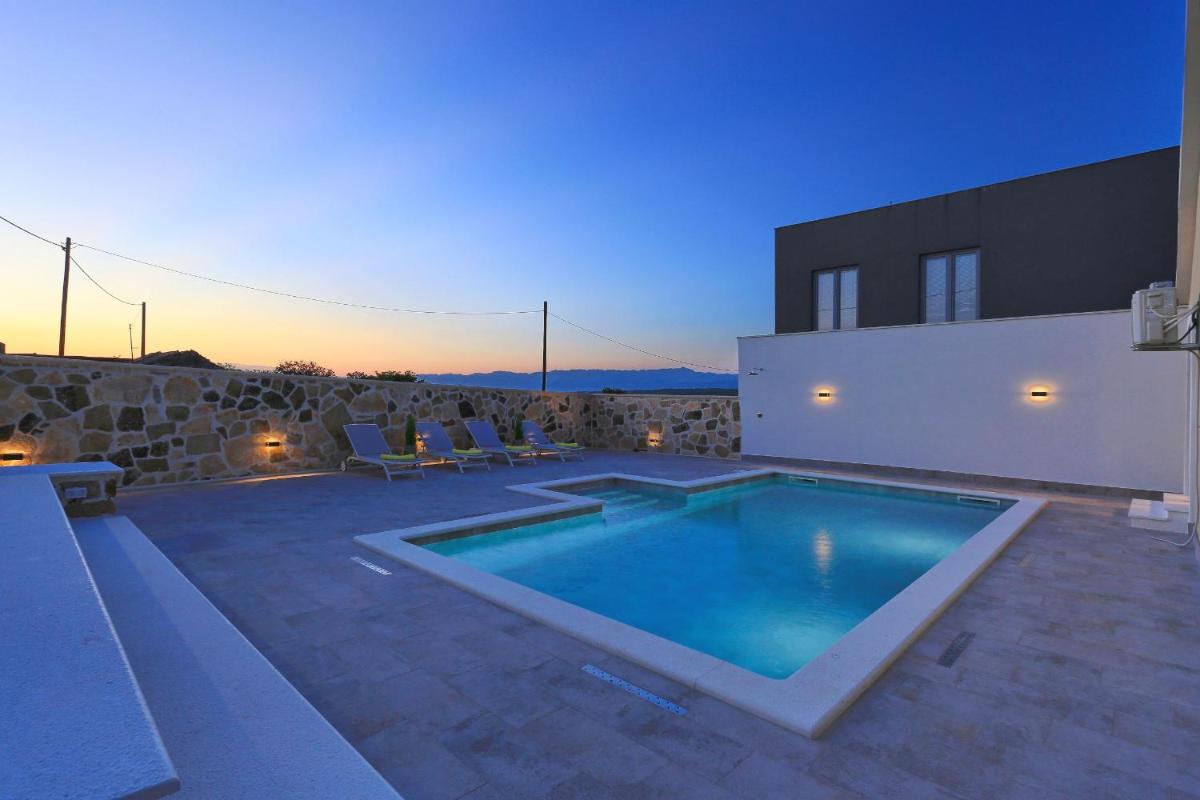 Attractive villa - Casa NaiR - Housity