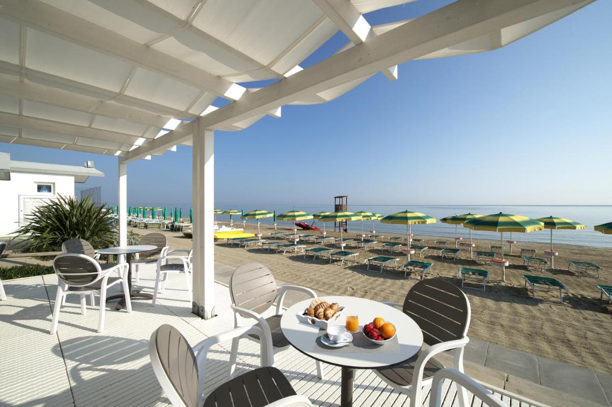 UNA HOTELS Imperial Beach Hotel - Housity