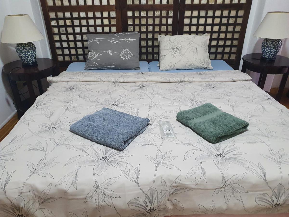 Lola's Guest House - Housity