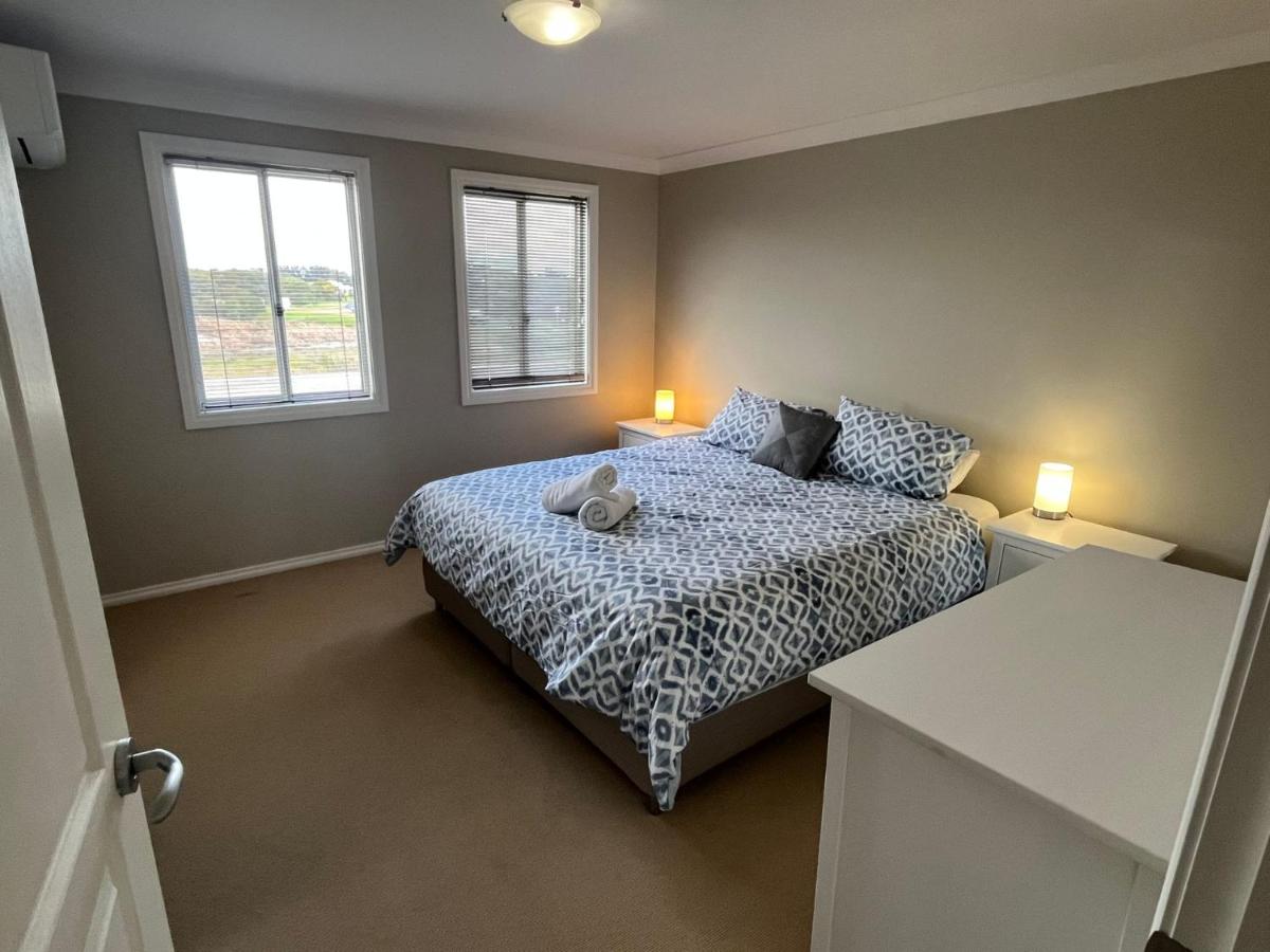 City Townhouse Bunbury - Housity