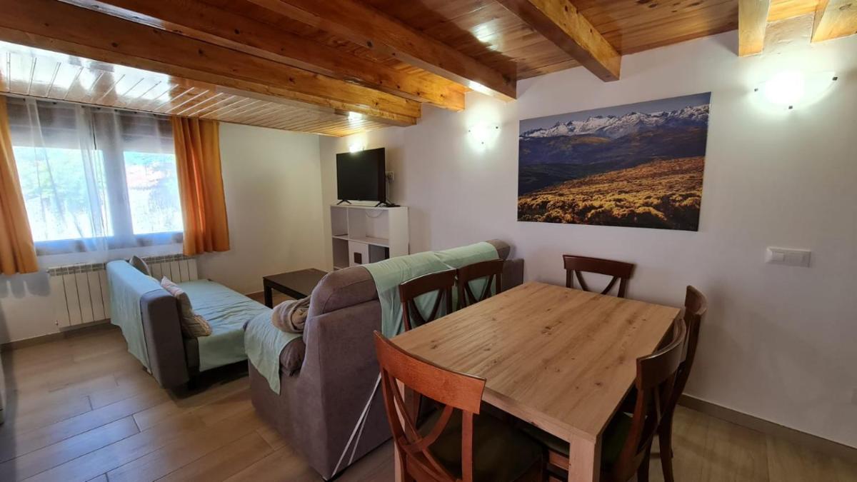 Casa rural los 7 pinos de Gredos - Housity