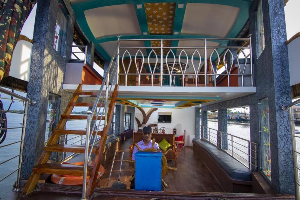 Suitetrails - Alleppey Boat House
