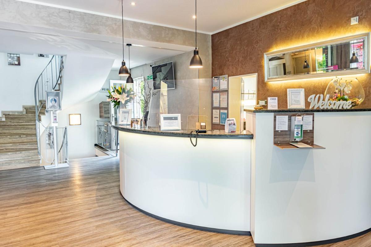 Parkhotel Sonnenberg - Housity