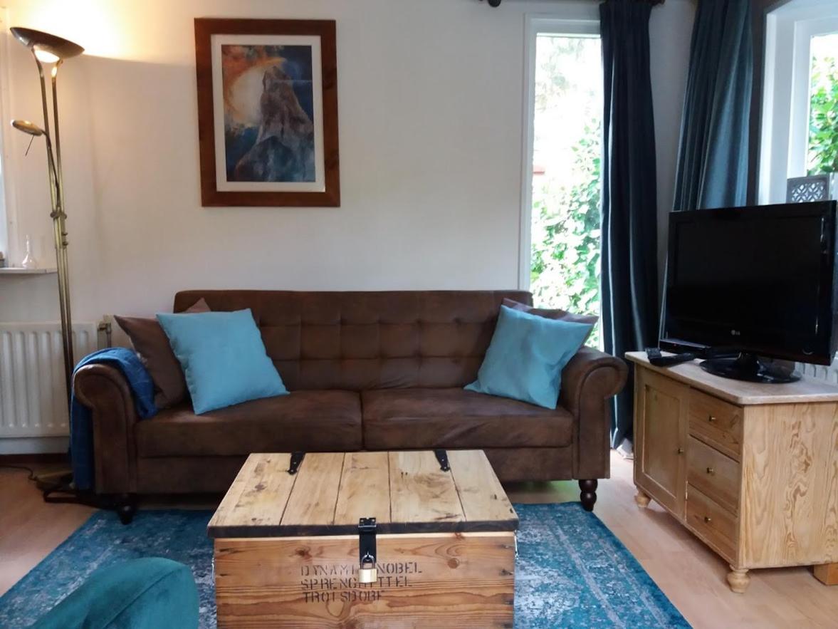 Chalet De Eekhoorn - Housity