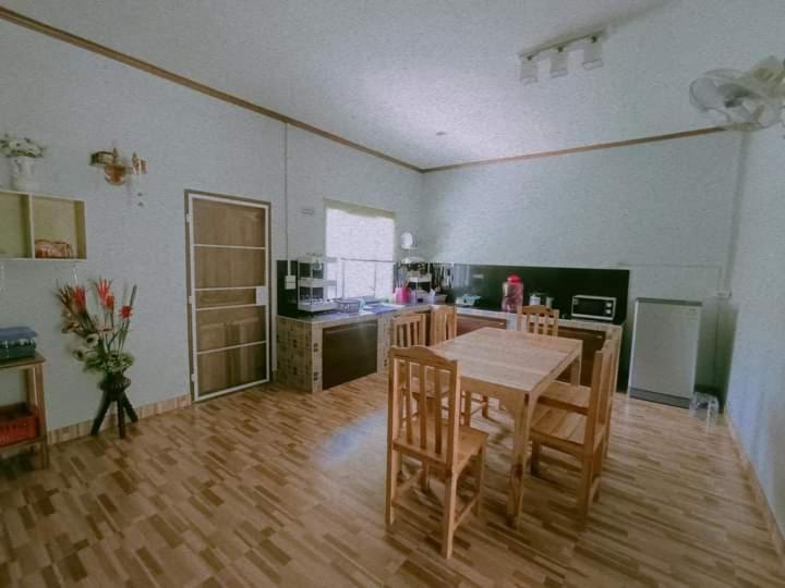 บ้านล้านวิว โฮมสเตย์ Million View Homestay ทีพักลานกางเต้น หุบป่าตาด อุทัยธานี - Housity