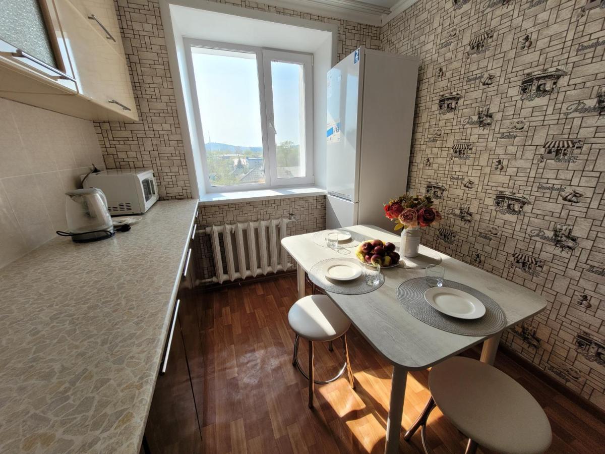 2 komnatnye apartamenty na nazarbaeva 55 - Housity