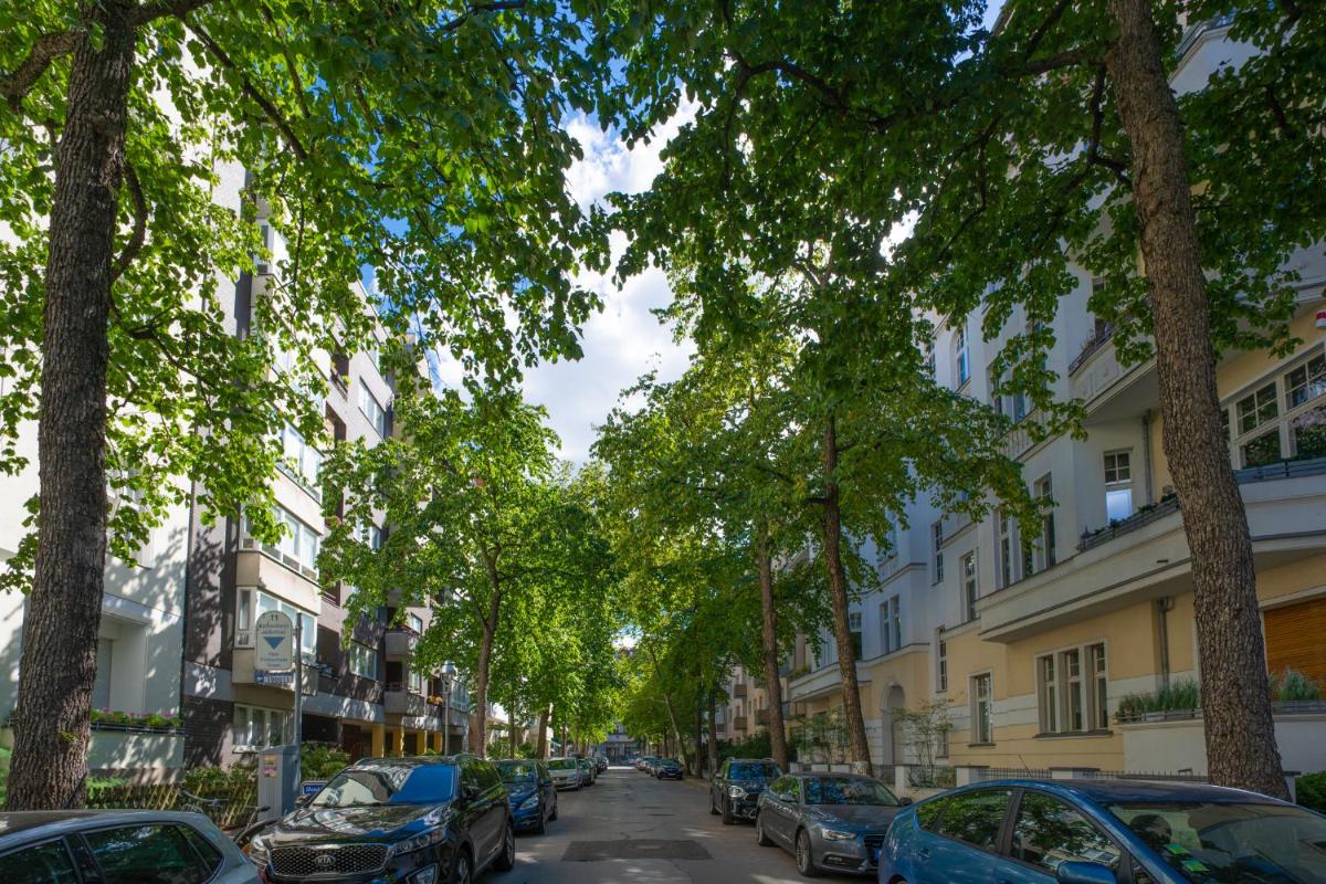 Suitetrails - Hotel Pension Bregenz