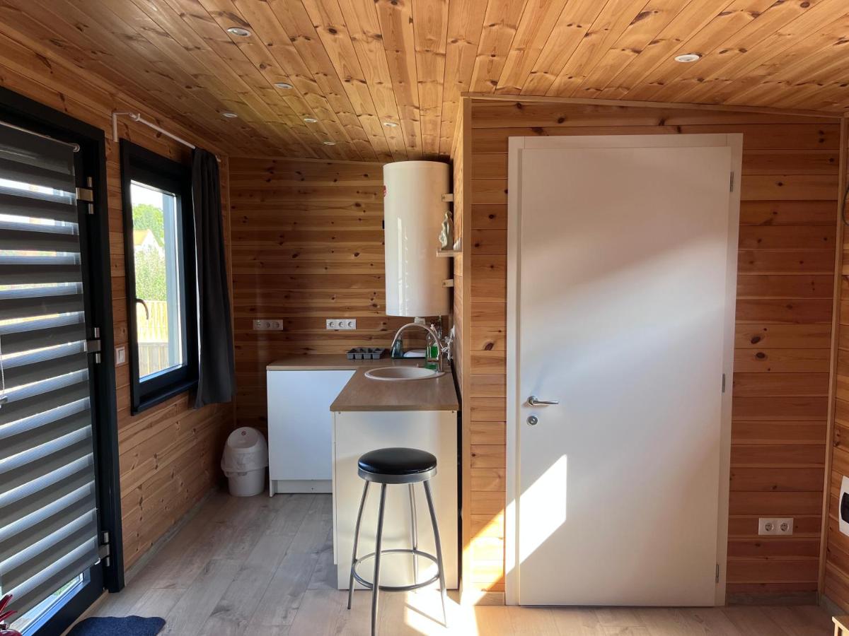 Pixel - Tiny Campus - Housity