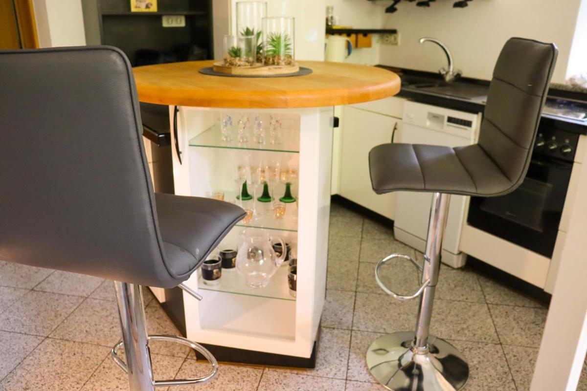 Exklusive Ferienwohnung mit Garten - Nähe Messe - Housity