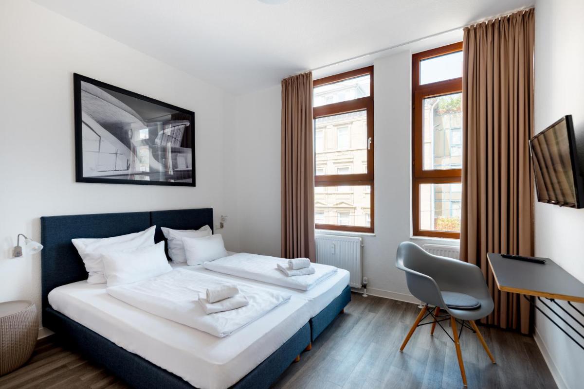 Hotel Garni am Olgaeck - Housity