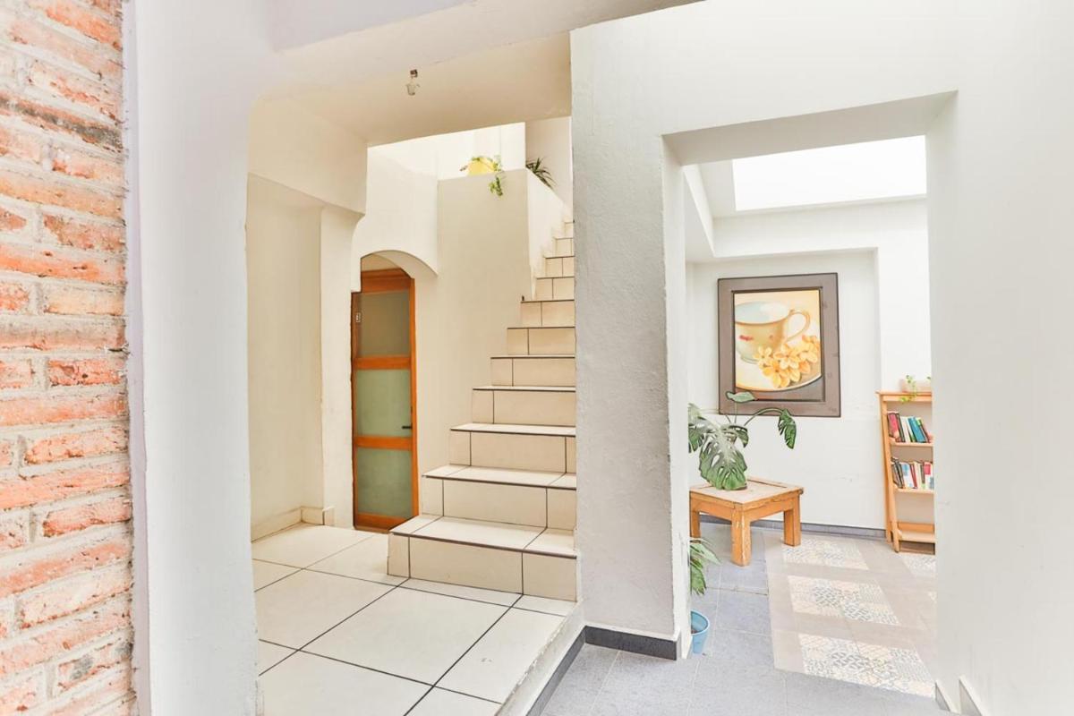 Hostpal Habitacion en Centro Queretaro - Housity