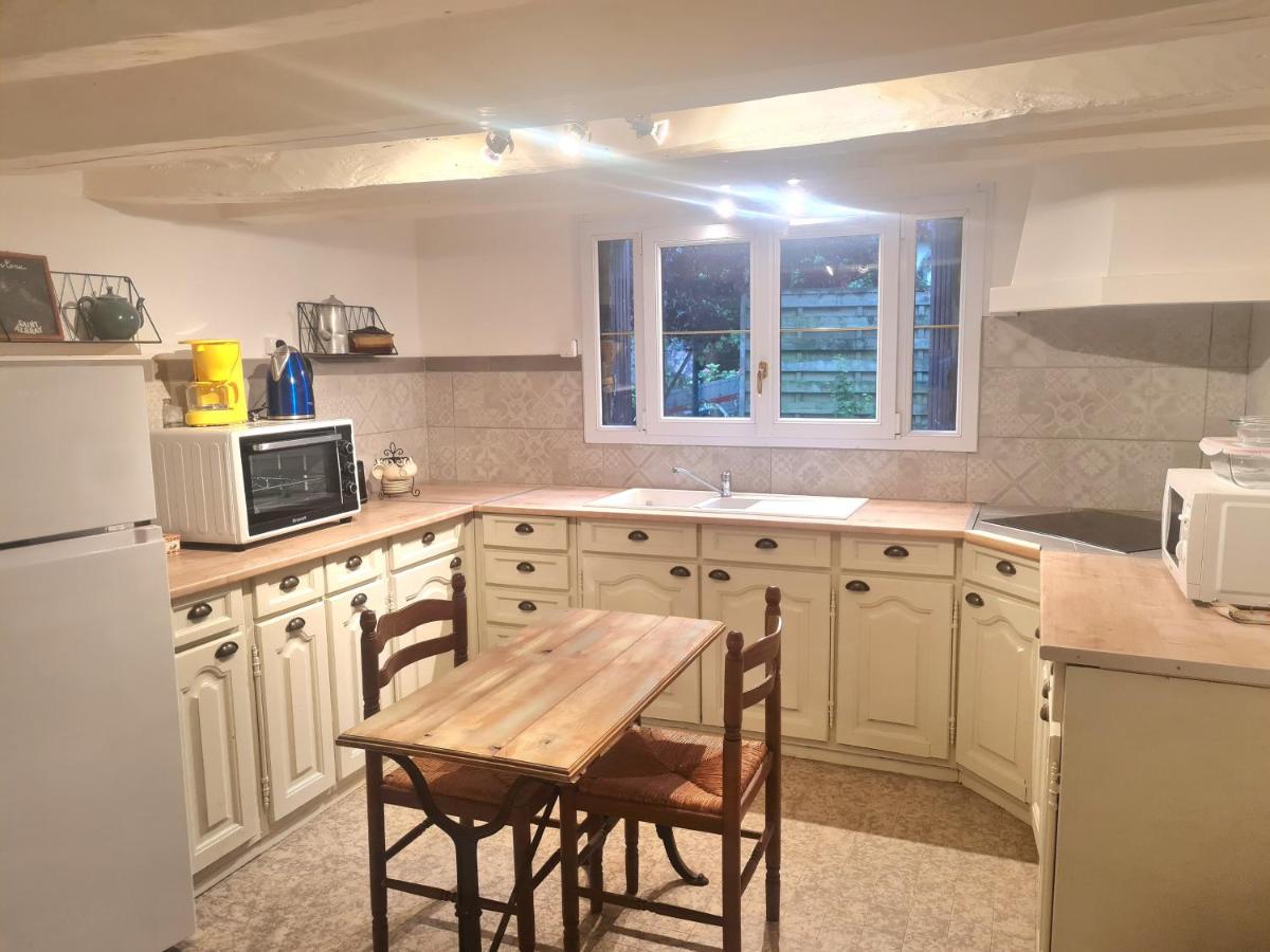 Maison chaleureuse au bord du plan d'eau - Housity