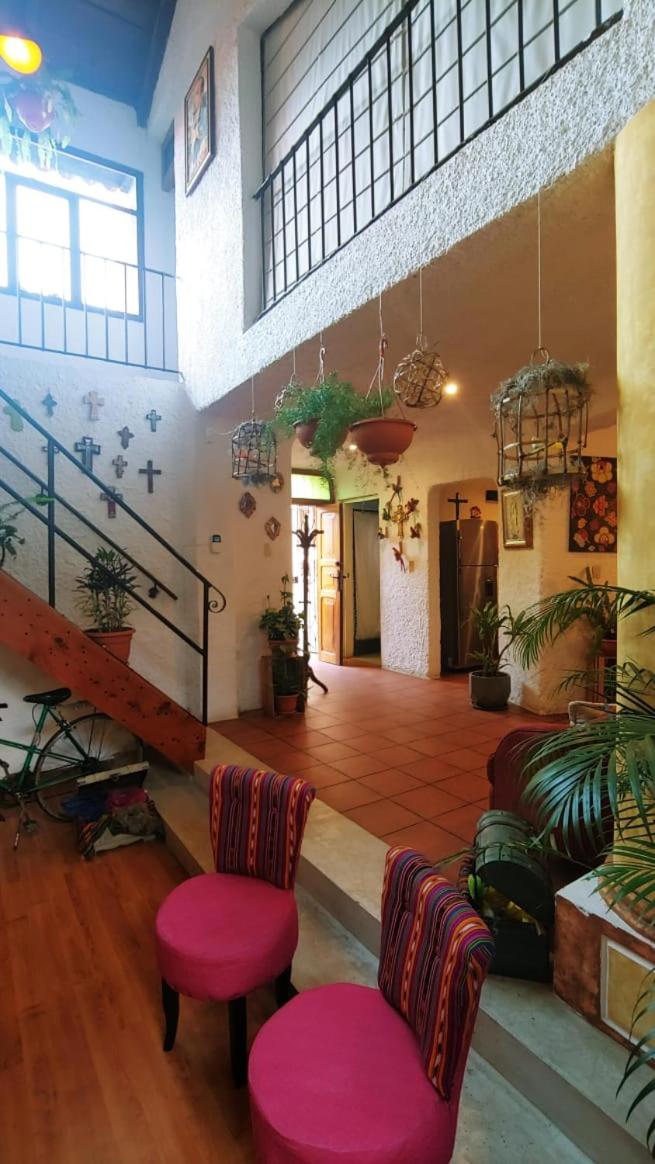 Hermosa Casa Con Vista a Los Volcanes - Housity