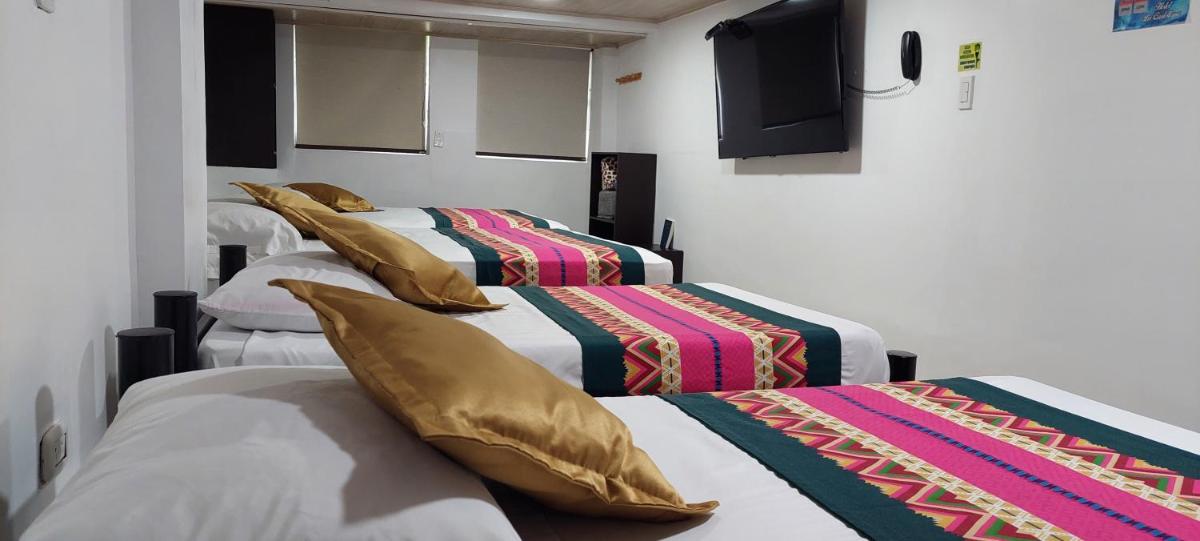 Hotel La Castellana - Housity
