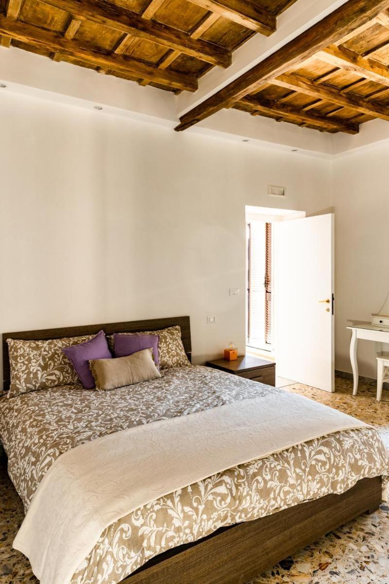 Campo24roma Guesthouse - Housity