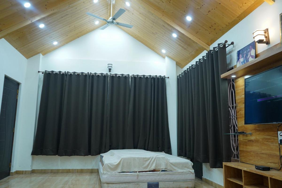 Shayam Riverpool villa - Housity