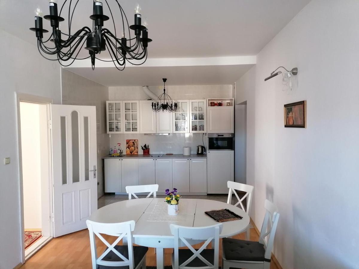 Holiday apartment Metu Palanga - Housity
