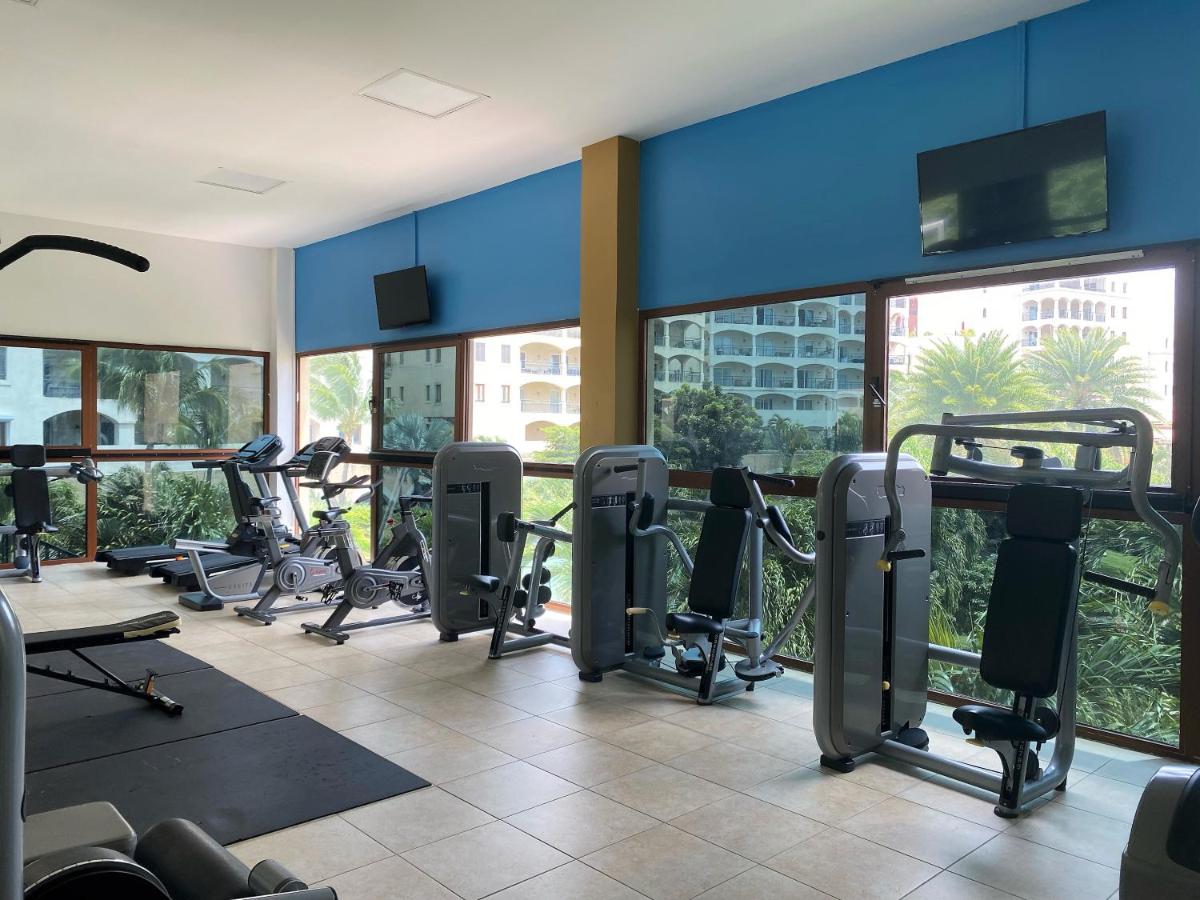 The Hotel Porto Cupecoy - Housity