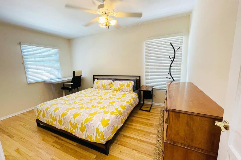 Spacious family oasis in silicon beach 5mins to LAX - Housity