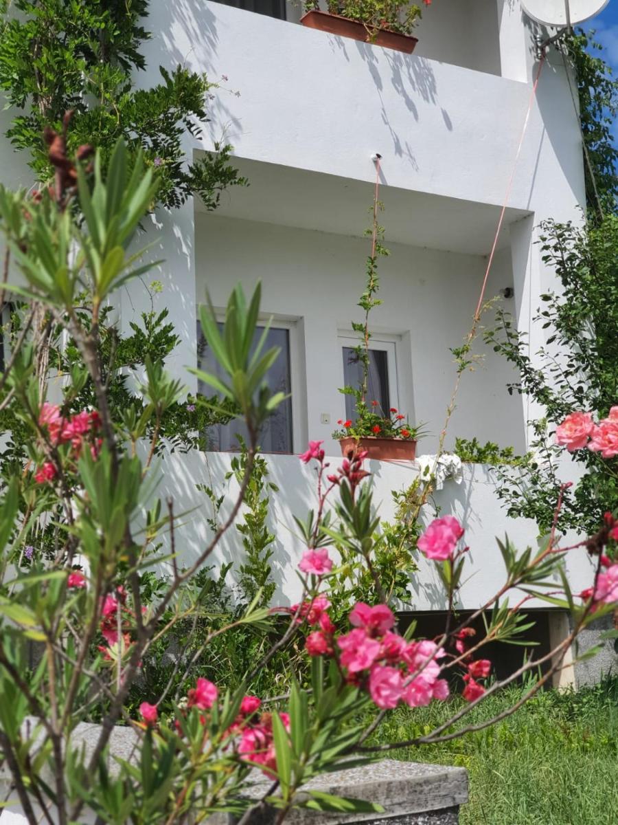 Vila Luna Poema - Housity