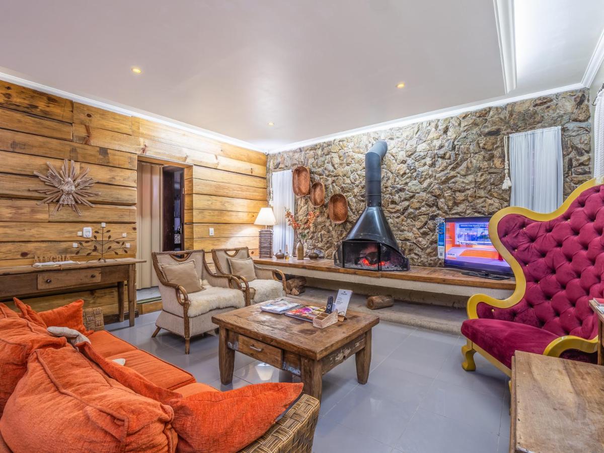 Alameda Paradiso Hotel - Housity