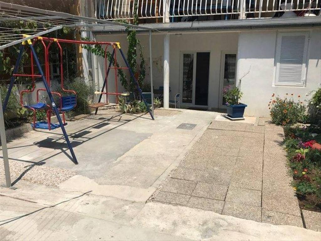 Apartments with a parking space Pirovac, Sibenik - 13977 - Housity