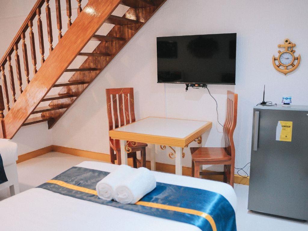 Villa Excellance Beach and Wave Pool Resort - Housity