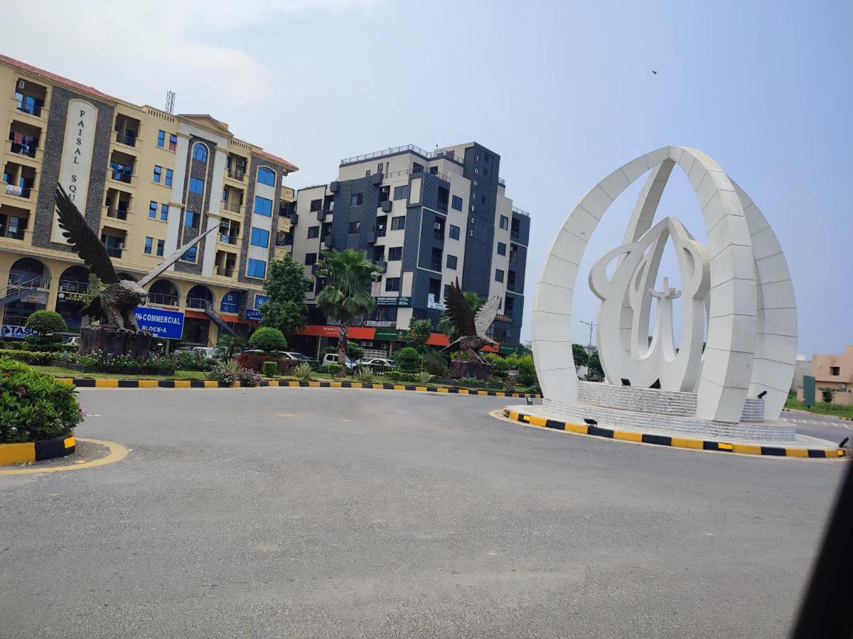 Lavish Inn Islamabad - Housity