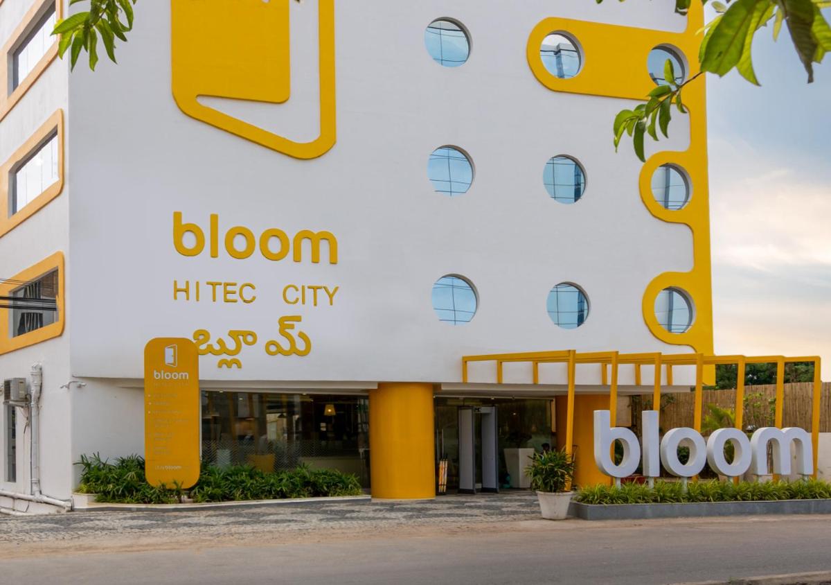 Suitetrails - Bloom Hotel - HITEC City