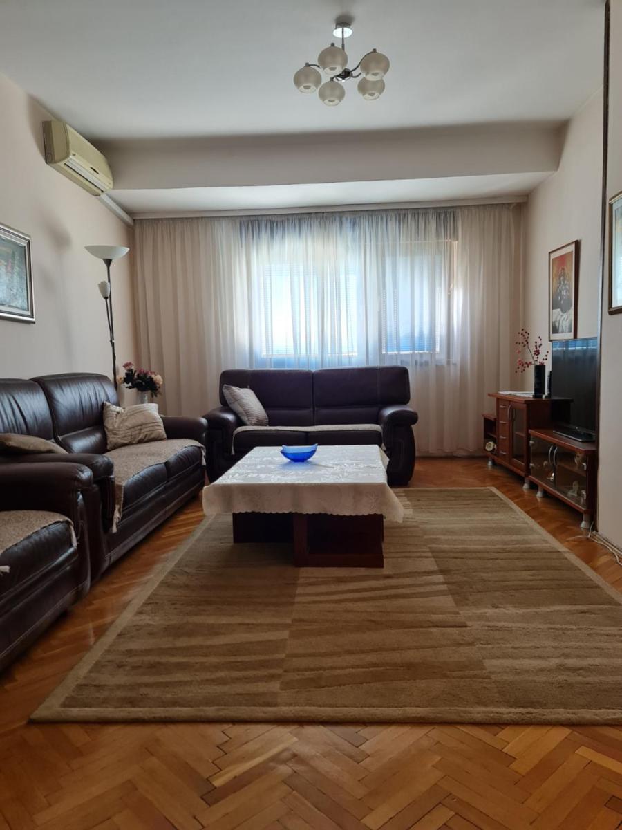 Family Apartment Ivanovic - Housity