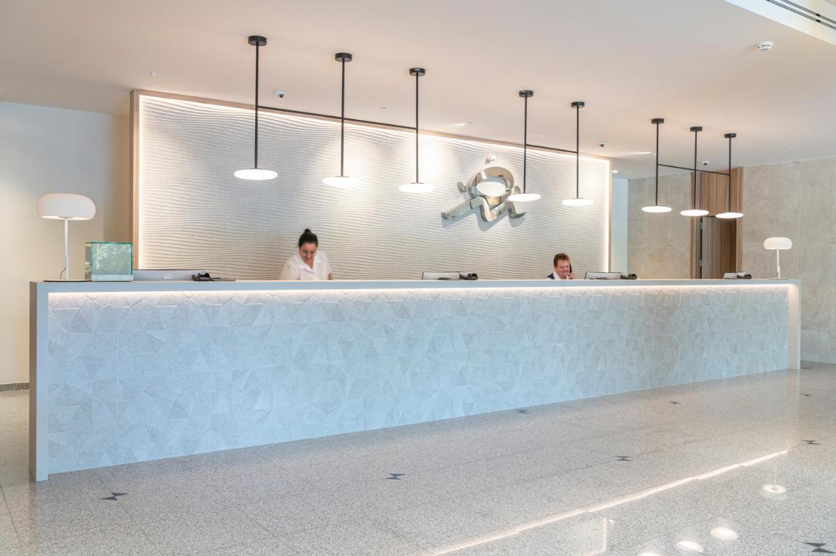 Clientes alojados en Aparthotel Costa Encantada