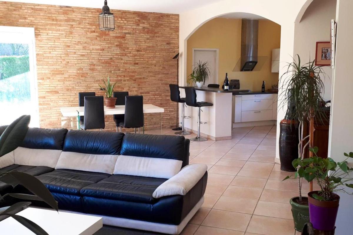 Suitetrails - Villa de 4 chambres avec piscine privee jardin clos et wifi a Paulhac