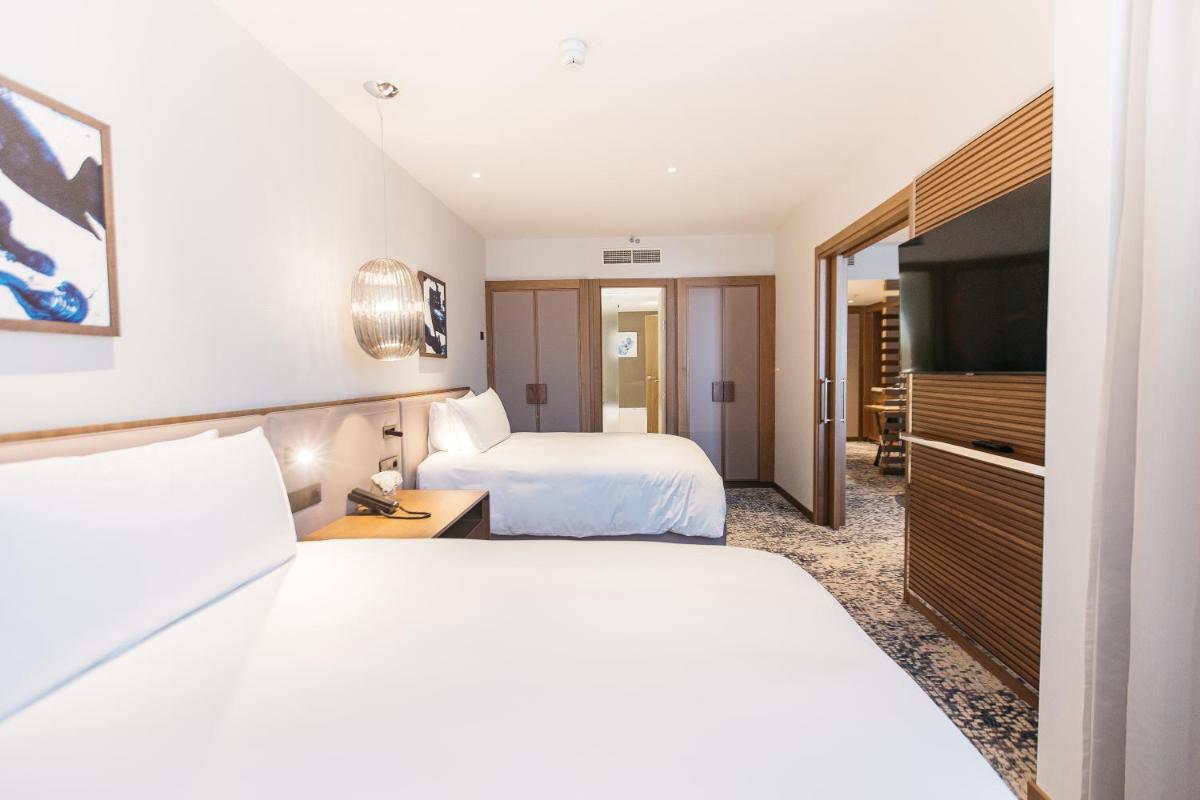 Cama o camas de una habitación en InterContinental Barcelona by IHG
