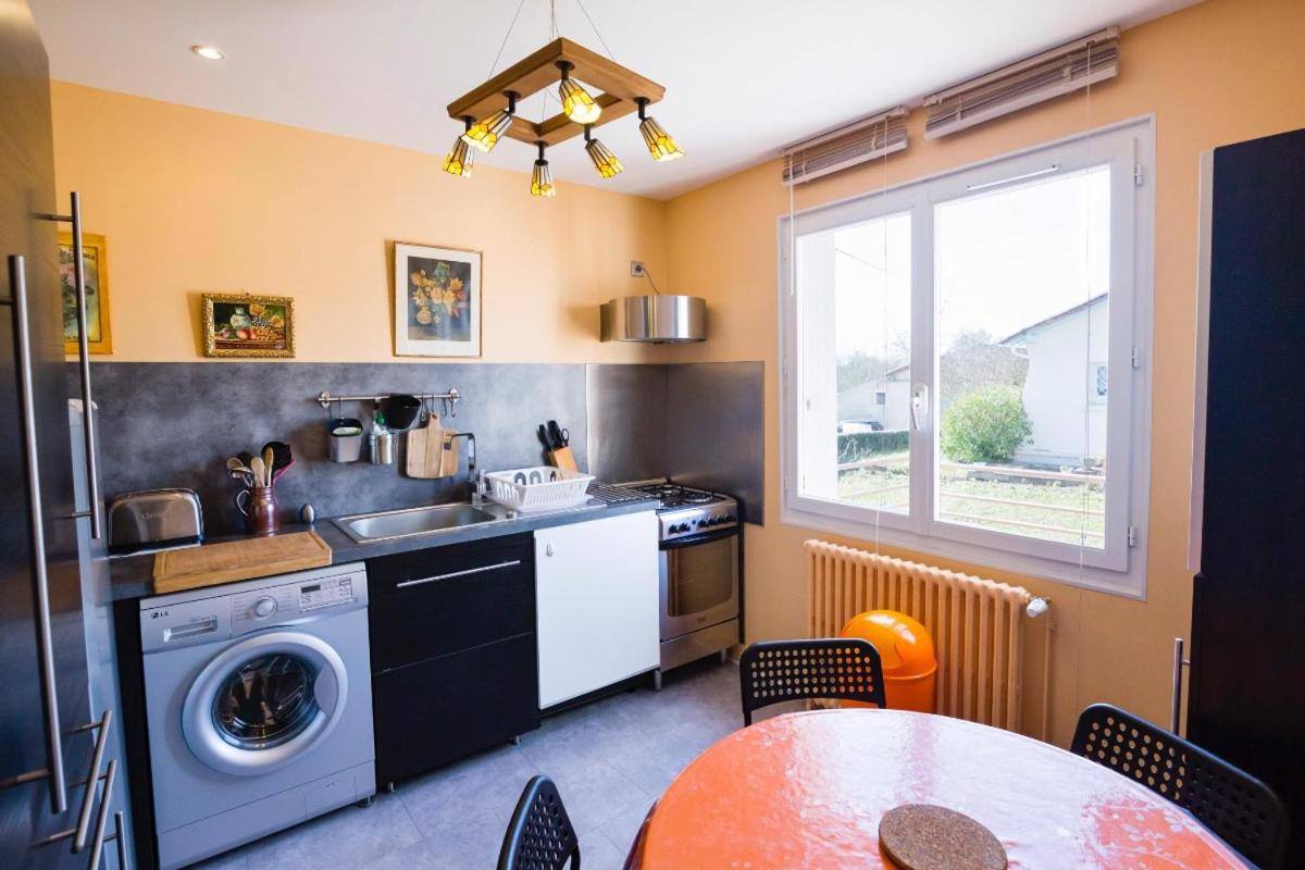 Maison centre-ville avec jardin privé Jonzac - Housity