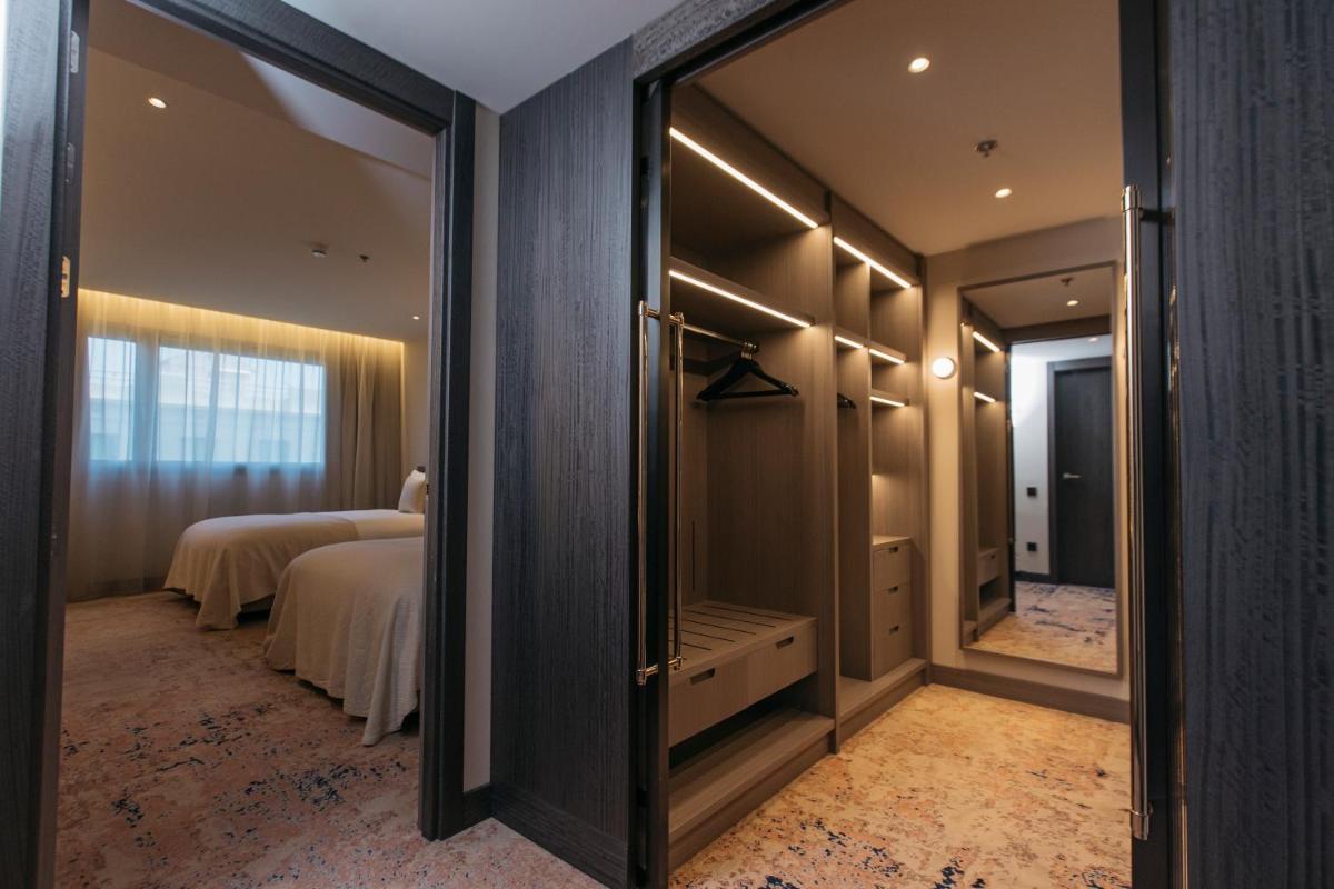 Cama o camas de una habitación en InterContinental Barcelona by IHG