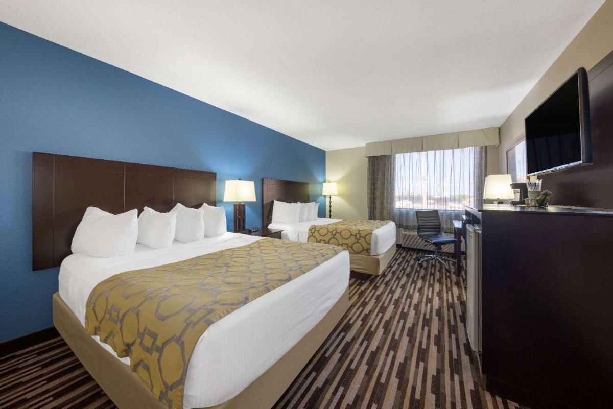 Baymont by Wyndham Springfield South Hwy 65 - Housity