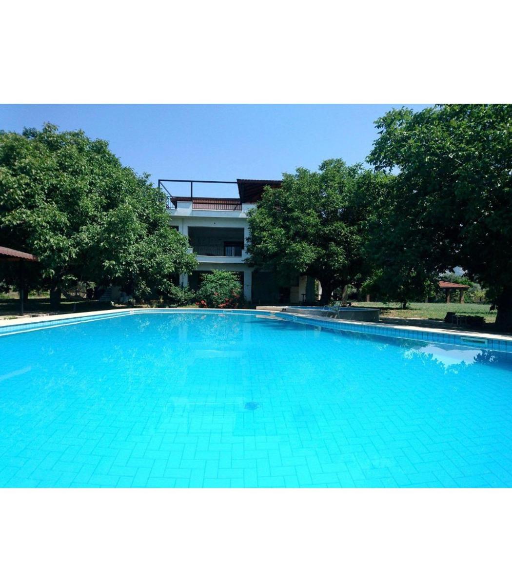 Luxury farmhouse in Aydin province, Turkey - Housity