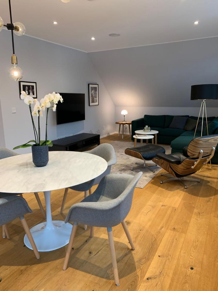 Exklusive 100 qm Penthouse Wohnung für bis zu 4 Personen - Housity